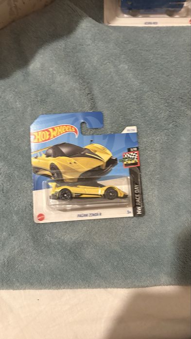 Hot weels pagani zonda r