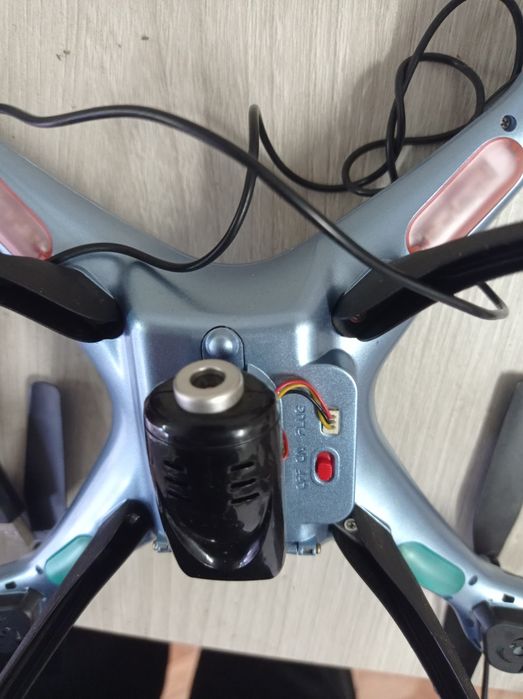 Drone c/ câmara de filmar