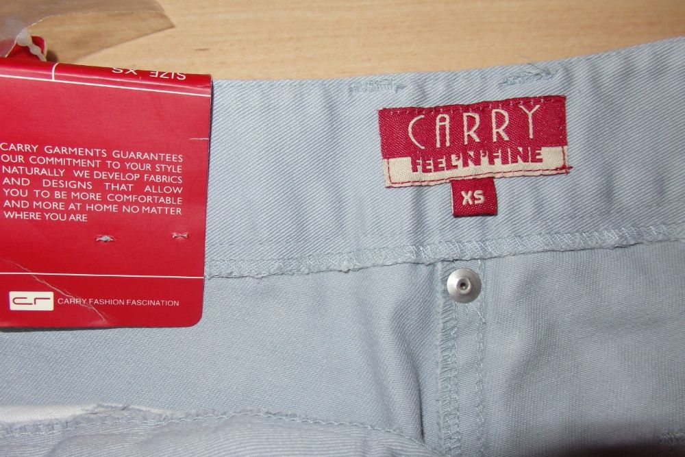 NOWE z metkami CARRY spodnie jasny popiel XS/S 100% bawełna na lato