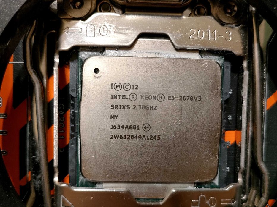Материнська плата комплект Qiyida X99 E5 H9 DDR4 32 gb  xeon e5 2670v3