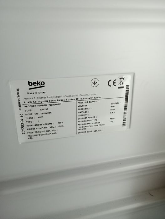 Lodówka Beko TSE1423N