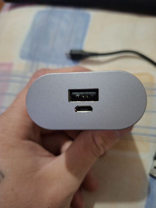 Powerbank Fresh 'n Rebel 6000mAh + Cabo Micro-USB