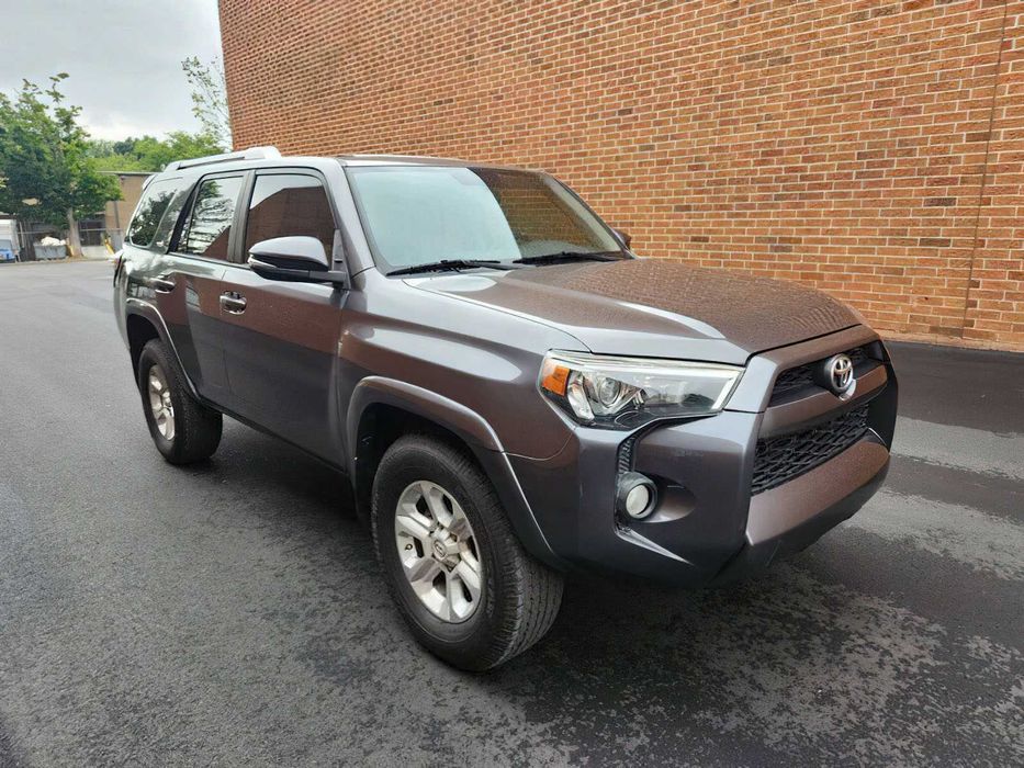 Toyota 4Runner SR5 Premium      2018