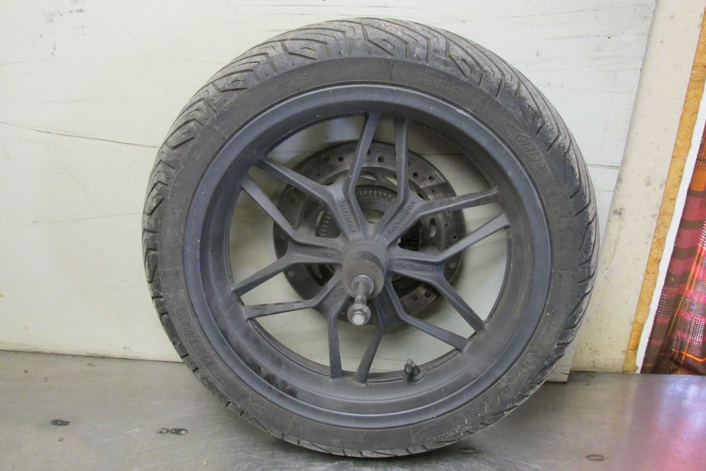 Przednie koło Honda Forza 125 15r. części