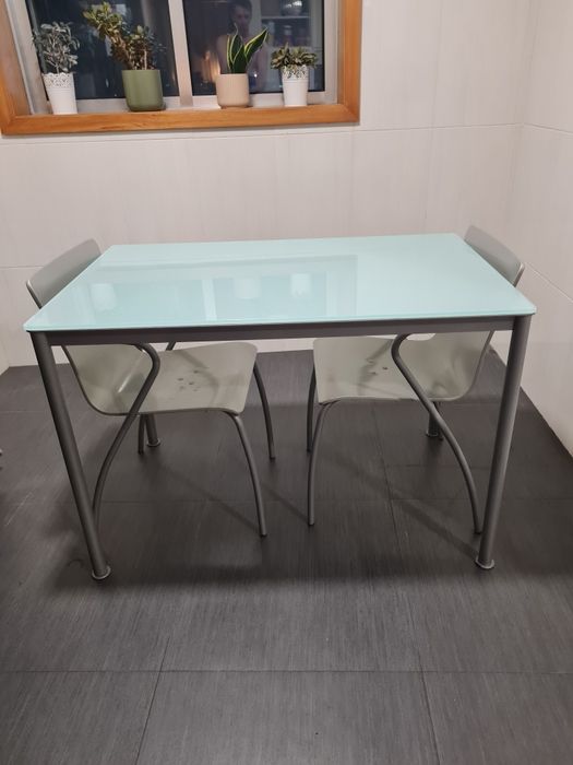 Mesa de cozinha/ sala