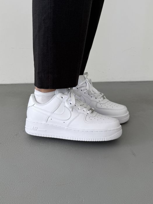 Кросівки Кроссовки Nike Air Force White Белый Білий Кросовки демісезон