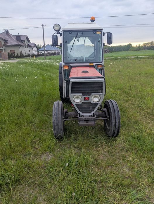 Massey Ferguson 374V