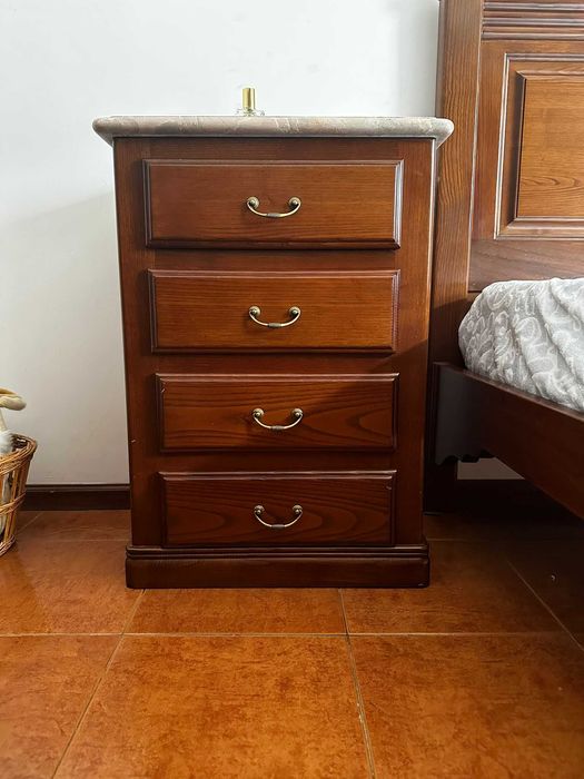Quarto completo em cerejeira