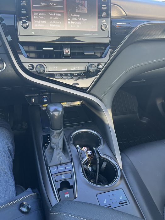 Toyota camry 70 XSE