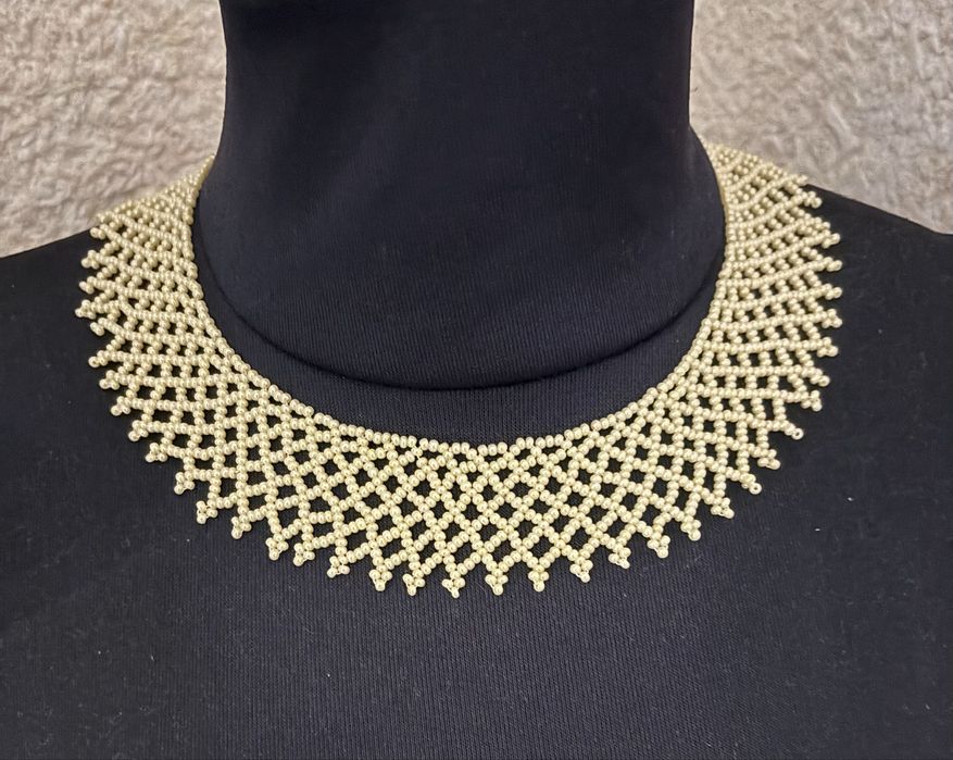 Кольє з чеського бісеру