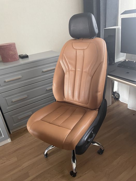 Офісне/ігрове крісло (bmw x6)