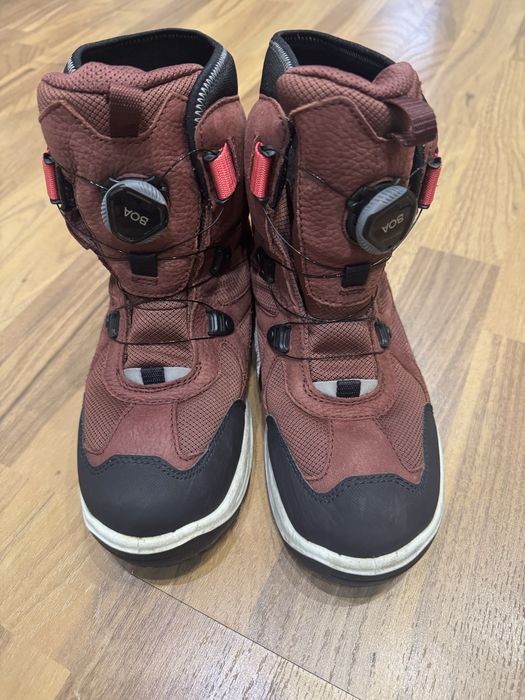 Продам зимові ботинки ECCO