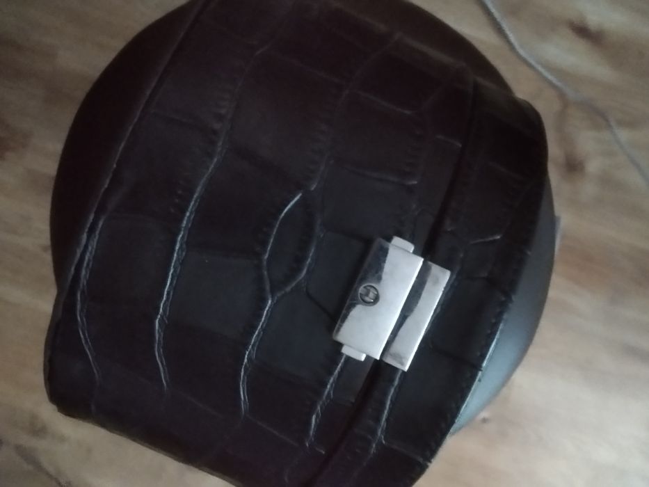 Pilne Mam Na Sprzedarz Super Fajny Ładny zamykany Kuferek