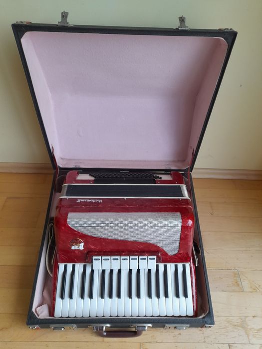 Akordeon Victoria 80 basowy