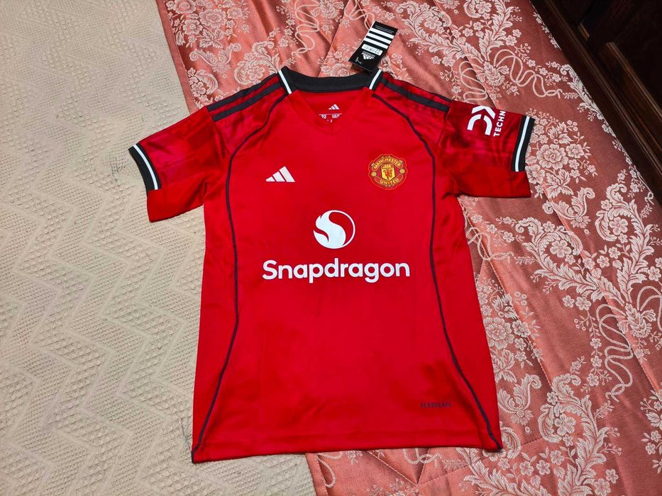 Camisola Criança Bruno Fernandes Equipamento Man. United | NOVO