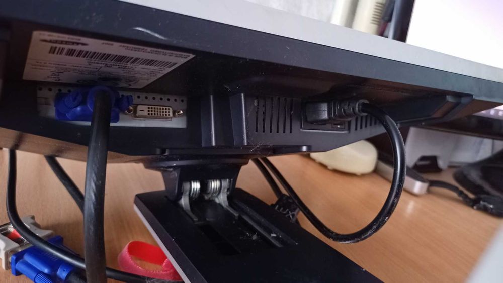 Монітор SAMSUNG 940BW 19 дюймів