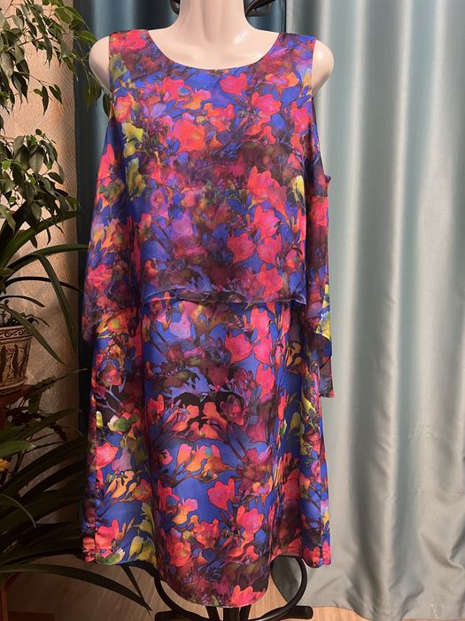 Сарафаны платья яркие