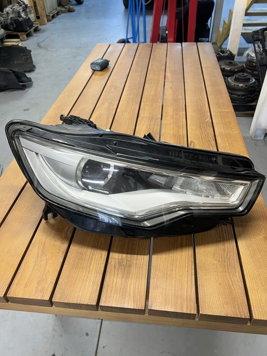 Фара Audi A6 C7 права
