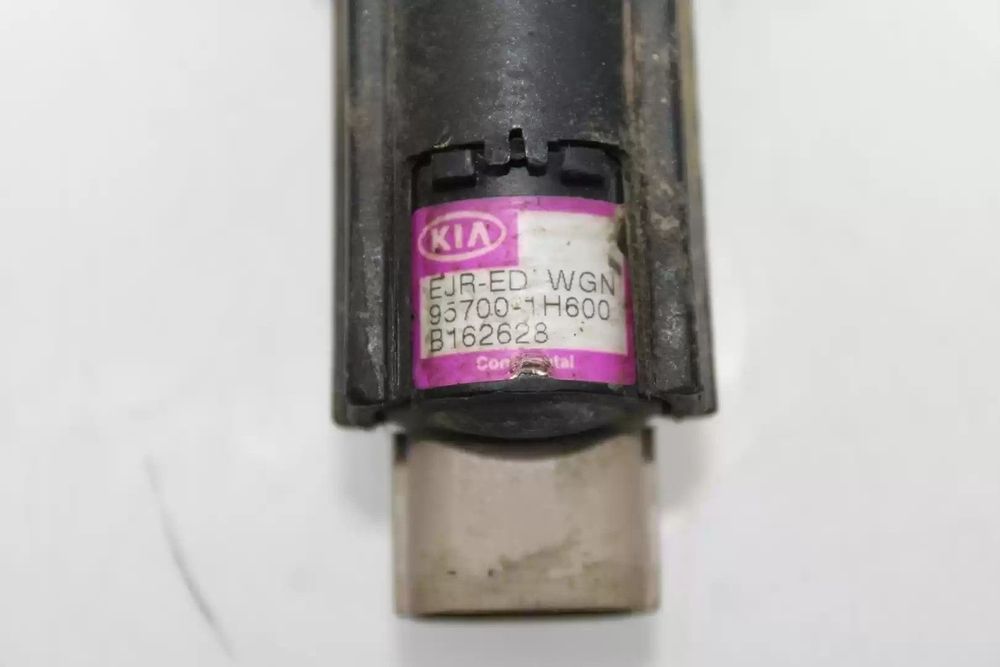 SENSOR DE PARKING KIA CEED SW 2009 -957001H600