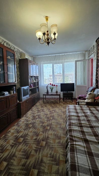 Р-н Ювілейний, Співдружності, 3х кімнатна 9/10