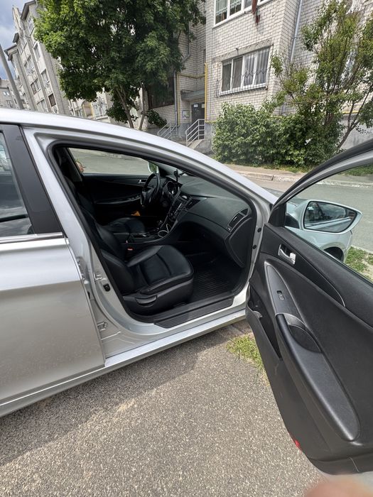 Hyundai sonata 2015рік