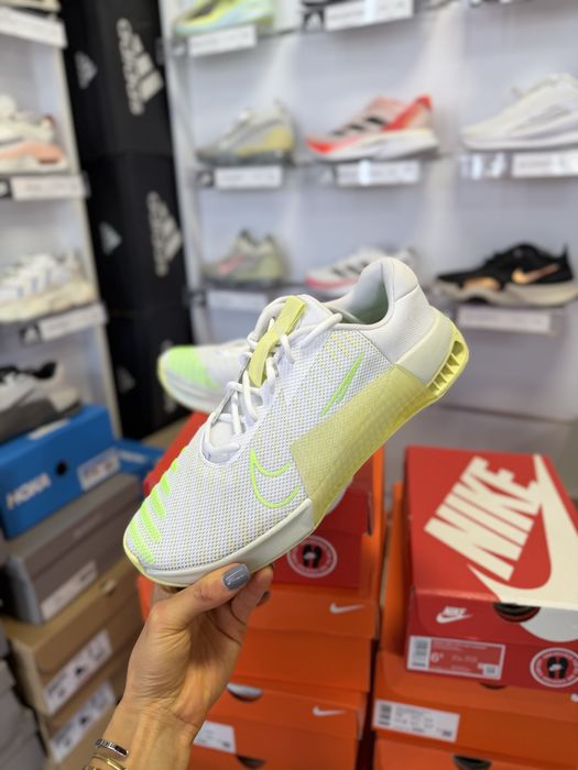 Оригінальні чоловічі кросівки Nike Metcon 9 DZ2537-106
