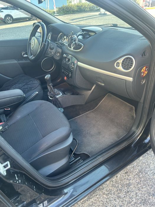 Clio 3 1.5 dci economico 5 portas