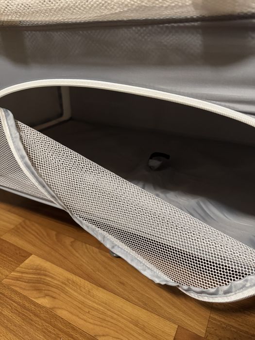 Дуже зручне і компактне ліжечко Hauck від народження