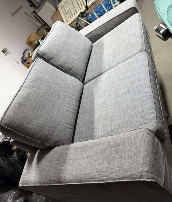 Диван для вітальні