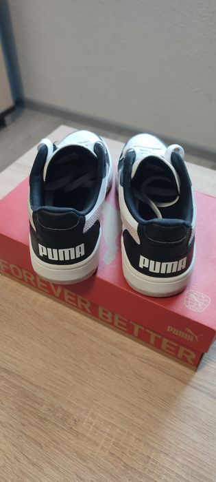 Buty młodzieżowe Puma