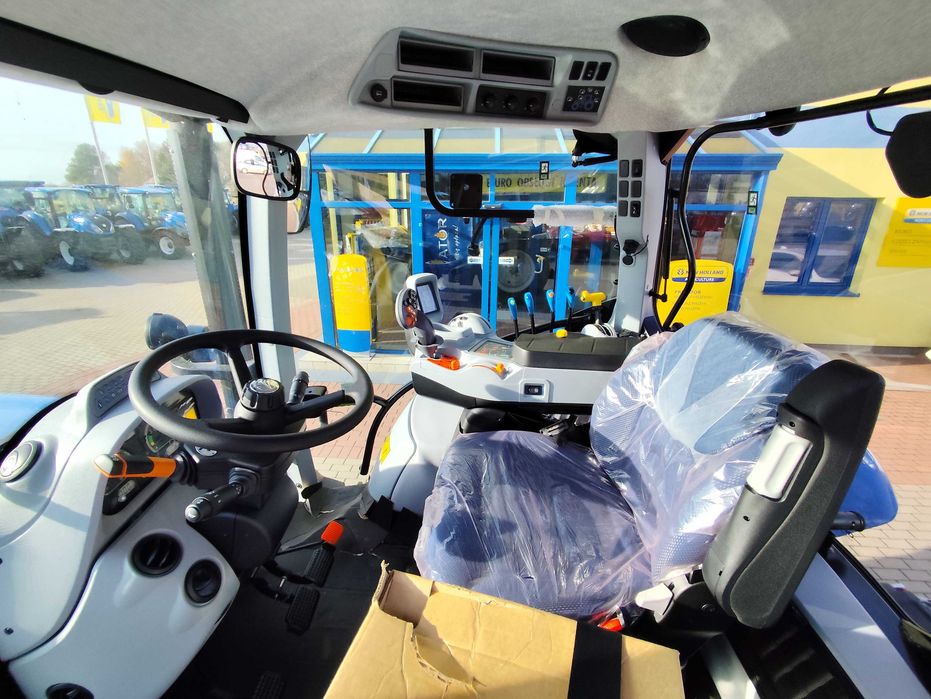 New Holland T6.145 Dynamic Command