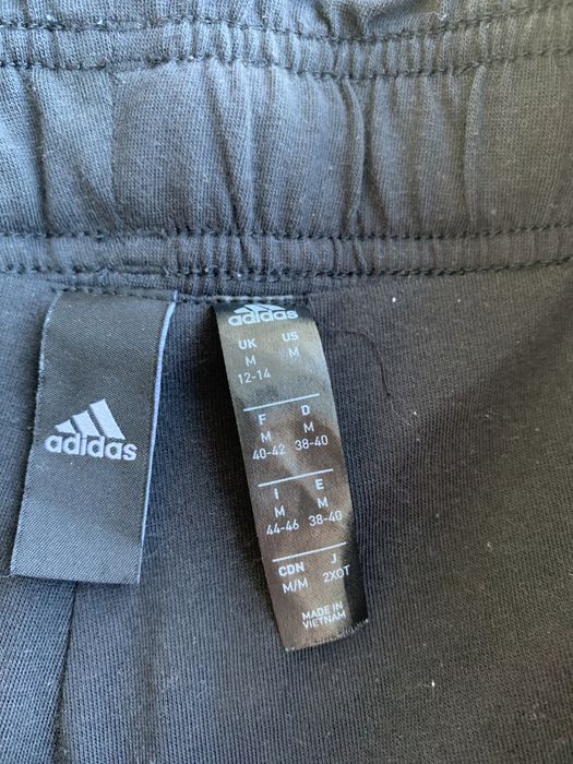 Krótkie spodenki adidas Primeblue rozmiar M