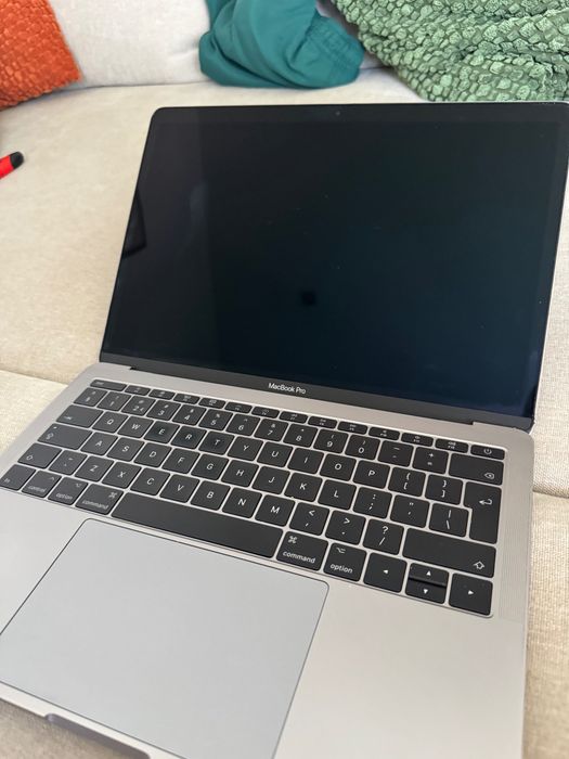 MacBook Pro 13 (2017)
