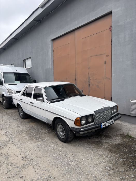 Mercedes W123 2.4 diesel