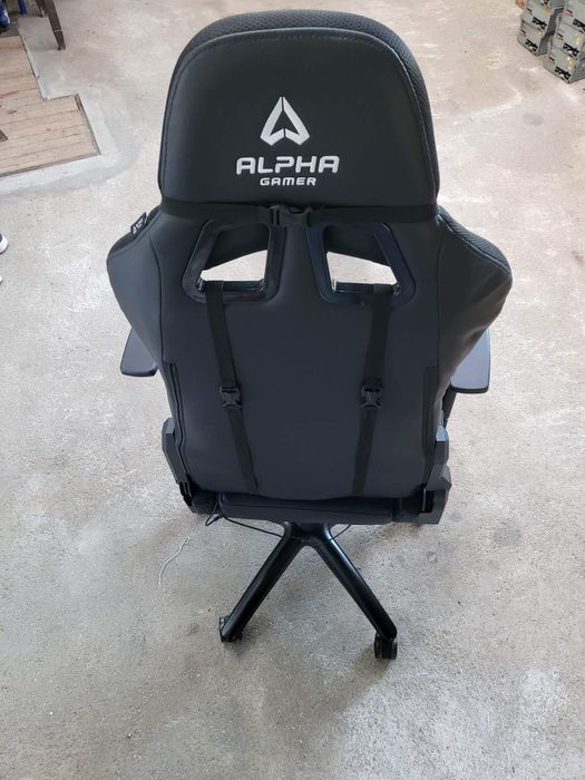 Cadeira gaming com luzes rgb - Alpha Gamer