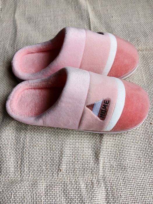 Капці жіночі кімнатні