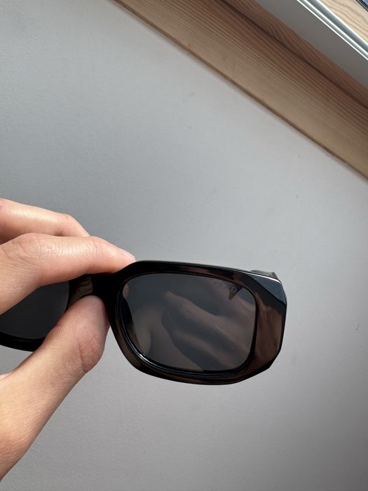 Okulary przeciwsłoneczne Prada