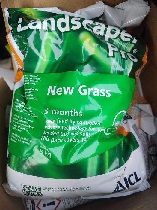 Nawóz Landscaper Pro New Grass nowy