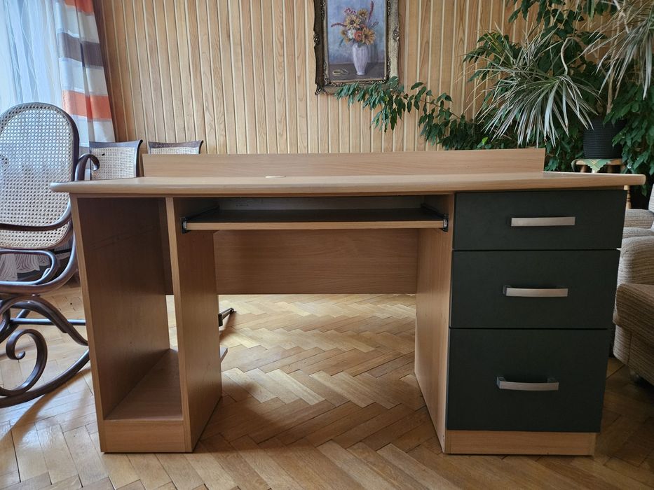 Solidne biurko płyta 18,5