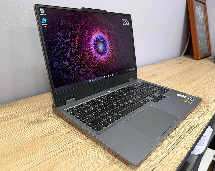 Ноутбук Lenovo LOQ Ryzen 5 7235HS\ 12 Ram\ 512\ RTX 4050\ FHD 144 Hz