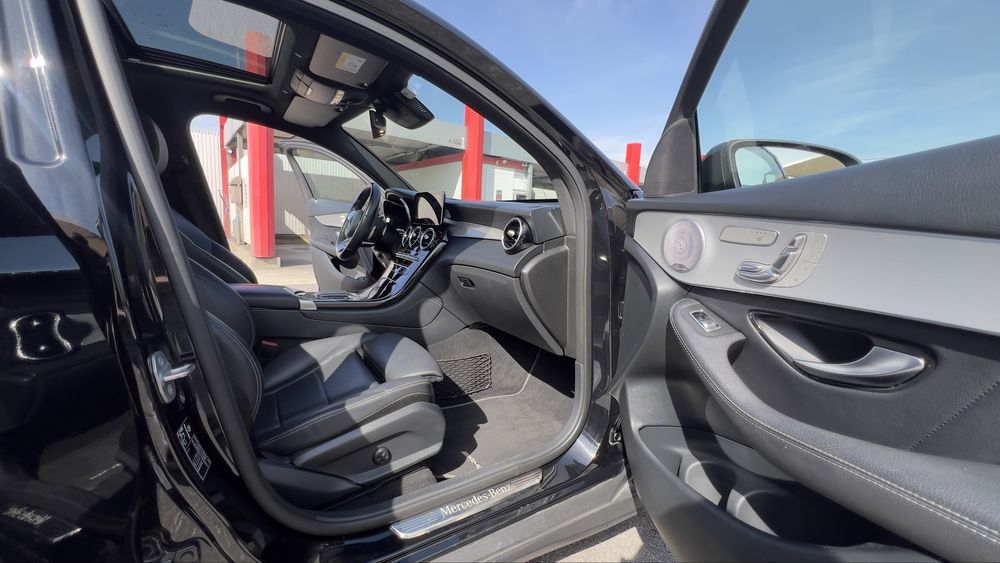 Mercedes GLC300e