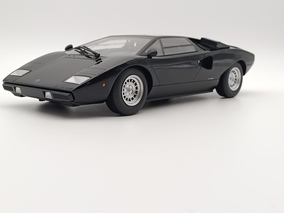 Lamborghini countach 1:18 Kyosho