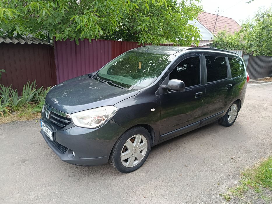 Dacia Lodgy 2013