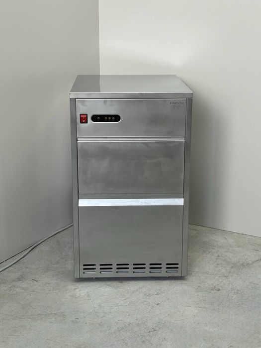 Льодогенератор Ice-Cube Maker Pro 25 R