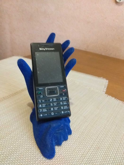 Подставка под кнопочный телефон