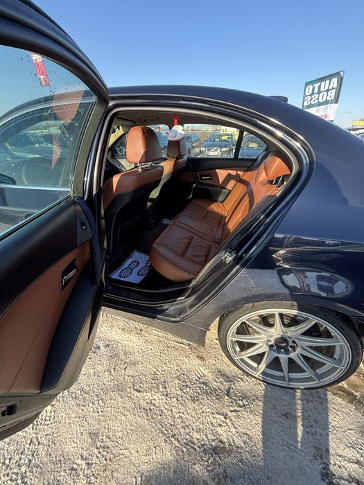 Na Sprzedaż BMW E60 3.0D/m-pakiet/navi/alusy/nowe sprzęgło/dlugie opła