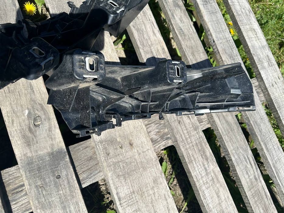 Кріплення бампера Mercedes GLC A2538851765 оригінал б/в