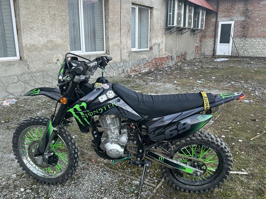 Продам спарта крос 200