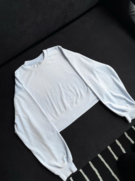 H&M світшот / лонг / кофтина укорочена