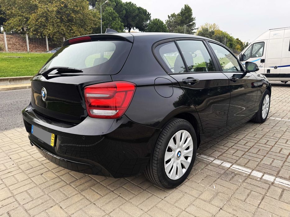 BMW 114d Line Urban (Nacional) 2014